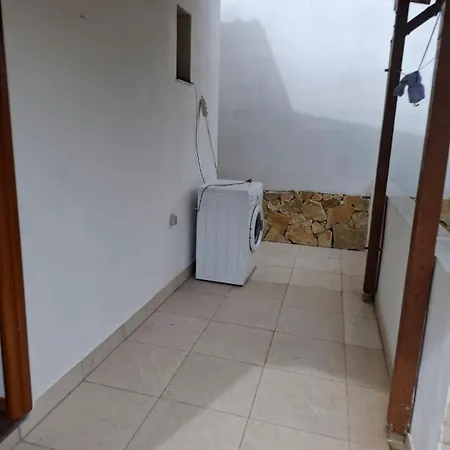 Modern In With Garden View Lejlighed Orikum